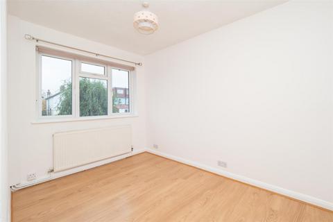 27 Denbigh Close, Cheam, Sutton, SM1 2HS