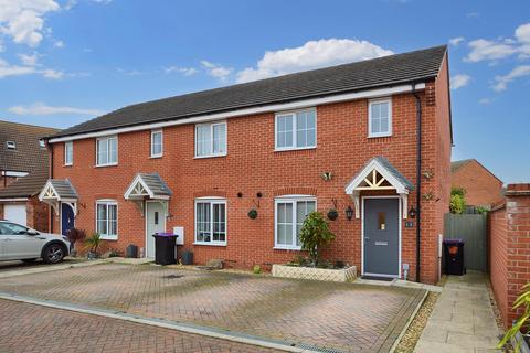 3 bedroom end of terrace house for sale, Hexham Avenue, Bourne, PE10