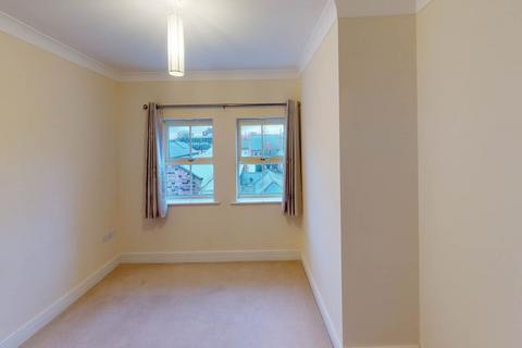 2 bedroom flat to rent, Doughty Court, Princes Drive, Worcester