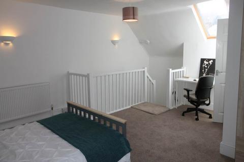 4 bedroom house share to rent, Macklin Street, Derby,