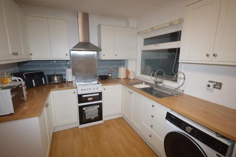 2 bedroom terraced house to rent, Treberran Gardens, Tolvaddon