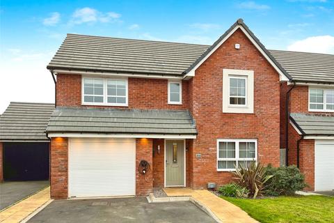 4 bedroom detached house for sale, Mays Drive, Westbury