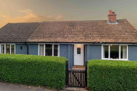 3 bedroom detached bungalow to rent, Eardisley,  Hereford,  HR3