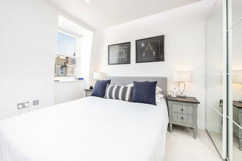 2 bedroom flat to rent, Lillie Road, London SW6