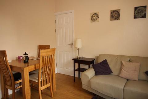 3 bedroom terraced house to rent, Peel Street, Derby,