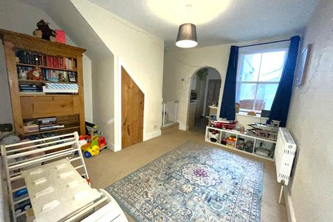 3 bedroom end of terrace house for sale, Central Romsey