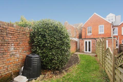 3 bedroom end of terrace house for sale, Central Romsey