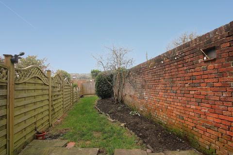 3 bedroom end of terrace house for sale, Central Romsey