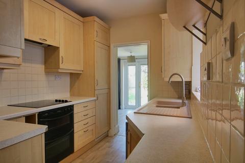 3 bedroom end of terrace house for sale, Central Romsey