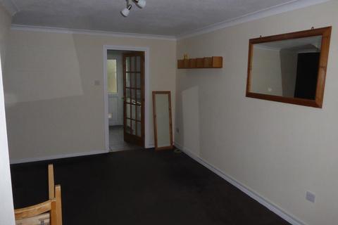 2 bedroom terraced house to rent, Brackla CF31