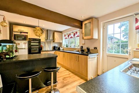 3 bedroom detached house for sale, Dudley Close, Bordon GU35