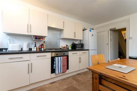 4 bedroom end of terrace house to rent, De Montfort Road, East Sussex BN2