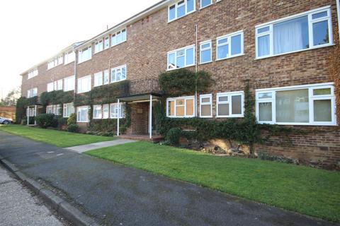 2 bedroom flat to rent, Lindfield Gardens, Guildford