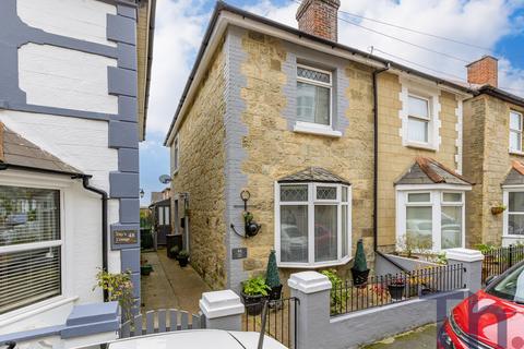 2 bedroom semi-detached house for sale, Ventnor PO38