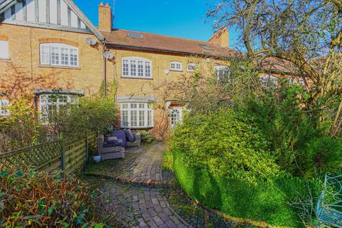 2 bedroom terraced house for sale, Grange Road, Dorridge, B93