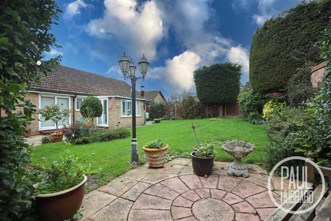 3 bedroom detached bungalow for sale, Kingswood Avenue, Carlton Colville, NR33