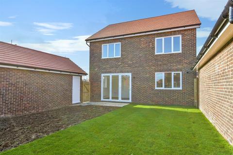 4 bedroom detached house for sale, Daisy Drive, Hailsham, East Sussex