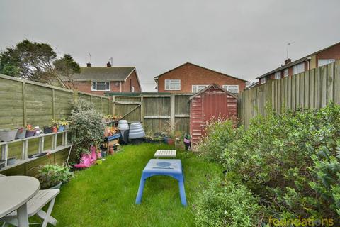 37 Mistley Close, Bexhill-on-sea, TN40 2TD