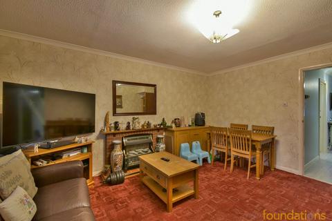 37 Mistley Close, Bexhill-on-sea, TN40 2TD
