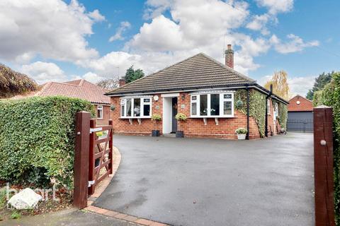 3 bedroom detached bungalow for sale, Newark Road, Bassingham, Lincoln