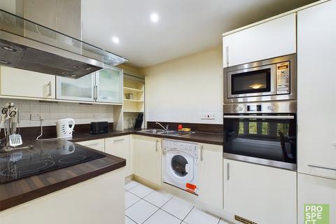 2 bedroom apartment to rent, Luscinia View, Napier Road, Reading, Berkshire, RG1