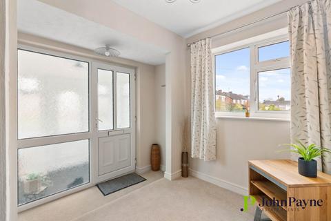 3 bedroom semi-detached house for sale, Okehampton Road, Styvechale, Coventry, West Midlands, CV3