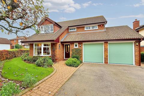 4 bedroom detached house for sale, Dunton Close, Four Oaks, Sutton Coldfield