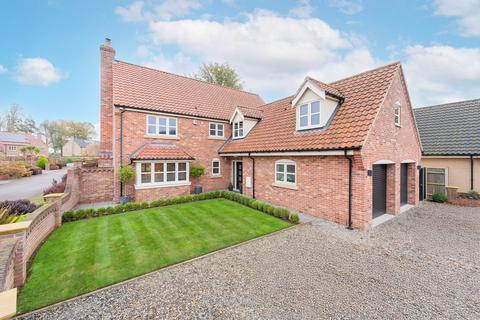 5 bedroom detached house for sale, Main Road, Fleggburgh