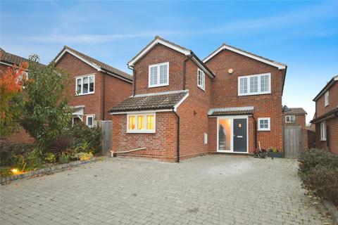 13 Brooklands Rise, Brantham, Manningtree, CO11 1TU