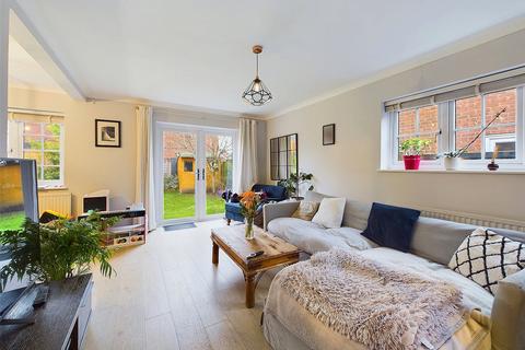 13 Brooklands Rise, Brantham, Manningtree, CO11 1TU