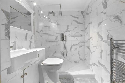 undefined, Turners Hill, Edwards Court Turners Hill, EN8