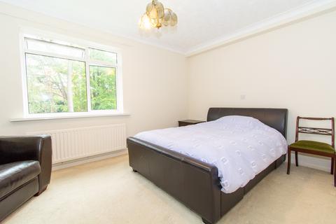 2 bedroom flat for sale, Glenferness Avenue , Talbot Woods