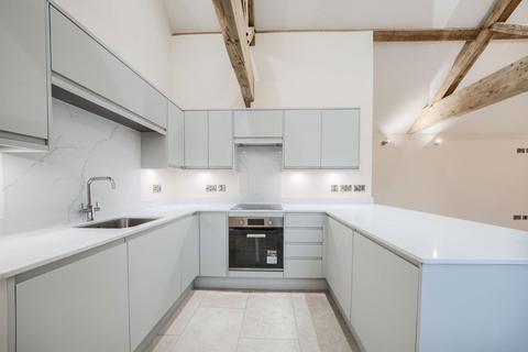 2 bedroom barn conversion for sale, Solihull B94