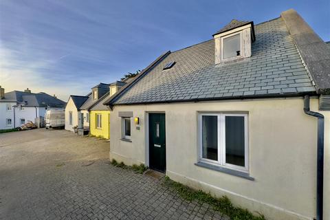 2 bedroom semi-detached house to rent, Bezant Place, Newquay TR7