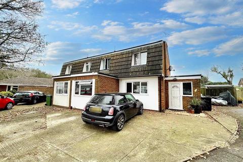 4 bedroom semi-detached house for sale, Johns Close, Peacehaven, BN10 7UQ