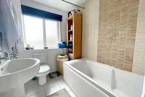 12 Johns Close, Peacehaven, BN10 7UQ