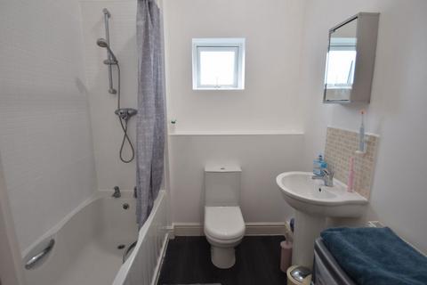 2 bedroom apartment to rent, Newfoundland Way, Portishead, BRISTOL