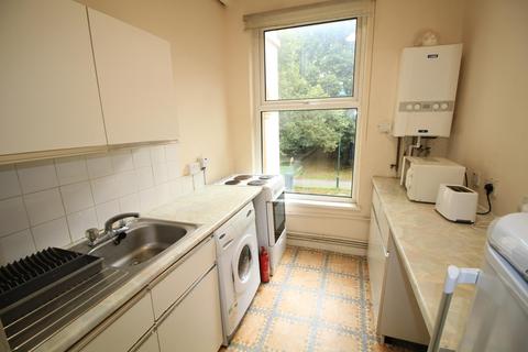 1 bedroom flat to rent, Elm Avenue, Nottingham NG3