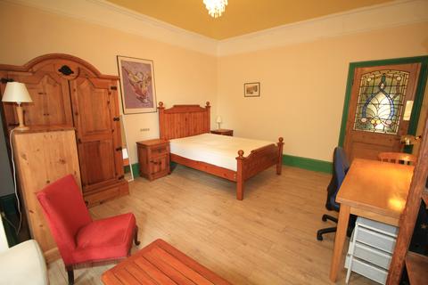 1 bedroom flat to rent, Burns Street, Nottingham NG7