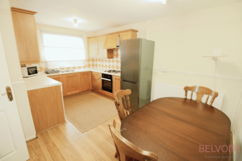 3 bedroom terraced house to rent, Francis Street, Nottingham NG7