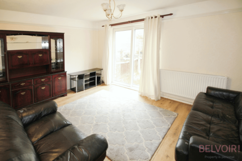 3 bedroom terraced house to rent, Francis Street, Nottingham NG7