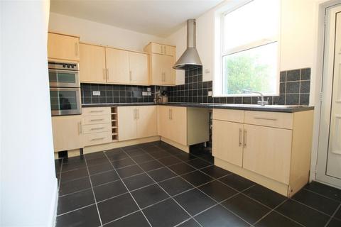 2 bedroom terraced house to rent, George Street, Manchester M34