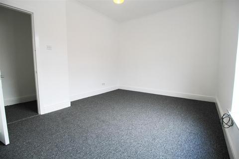 2 bedroom terraced house to rent, George Street, Manchester M34