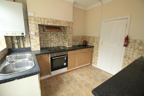 4 bedroom semi-detached house to rent, Derby Road, Nottingham NG7