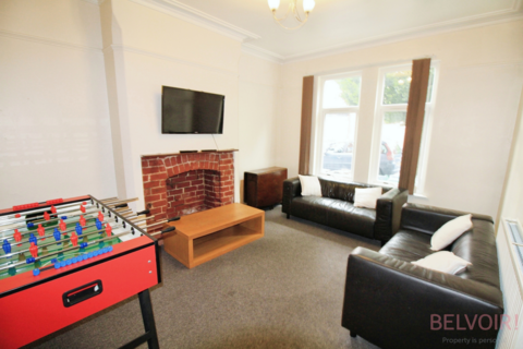 6 bedroom semi-detached house to rent, Hope Drive, Nottingham NG7