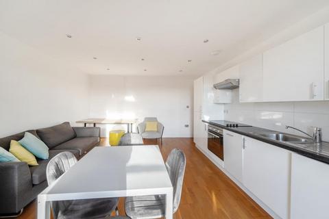 2 bedroom apartment to rent, Finchley Road,  Hampstead,  NW3