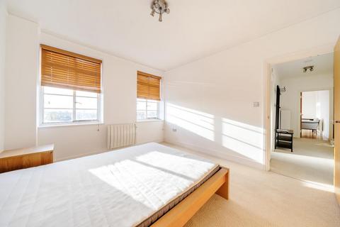 2 bedroom apartment to rent, Finchley Road,  Hampstead,  NW3