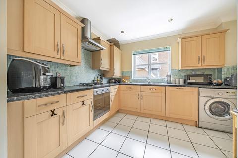 2 bedroom apartment for sale, Waglands Garden, Buckinghamshire MK18