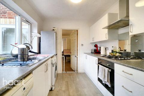 3 bedroom semi-detached house for sale, Levington Road, Ipswich