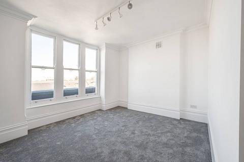 2 bedroom flat to rent, West End Lane, West Hampstead, London, NW6